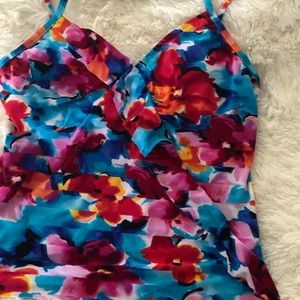 Multicolor 16 so tankini top